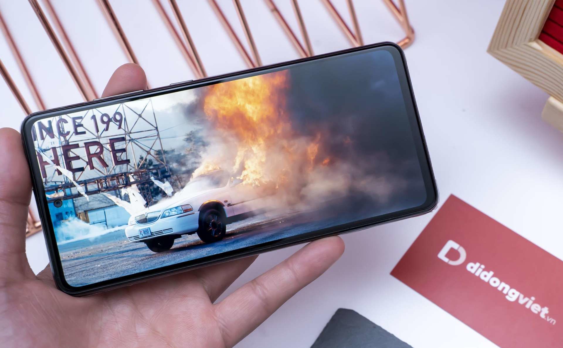 Đâu là lý do khiến Galaxy A series vẫn luôn hút khách trong năm 2021?