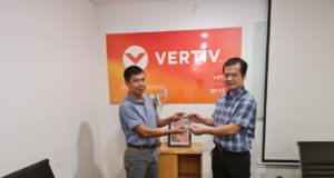 177655-lightjsc-nha-phan-phoi-vertiv-avocent