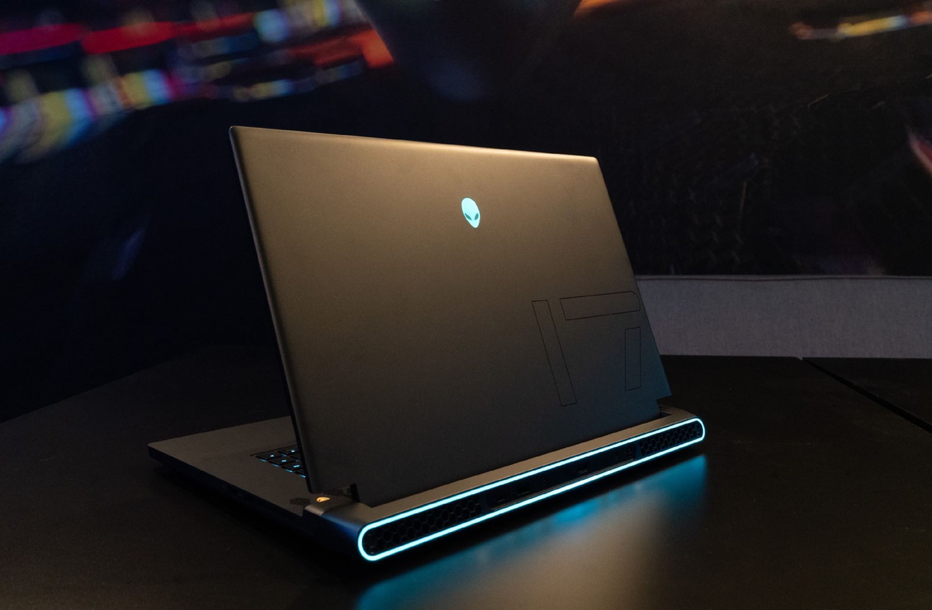 Hệ sinh thái Alienware - Di động linh hoạt, hiệu năng mạnh mẽ và thiết bị ngoại vi mới