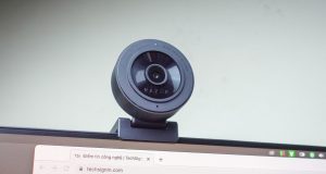 Xài thử webcam Razer Kiyo X: đơn giản, hiệu quả