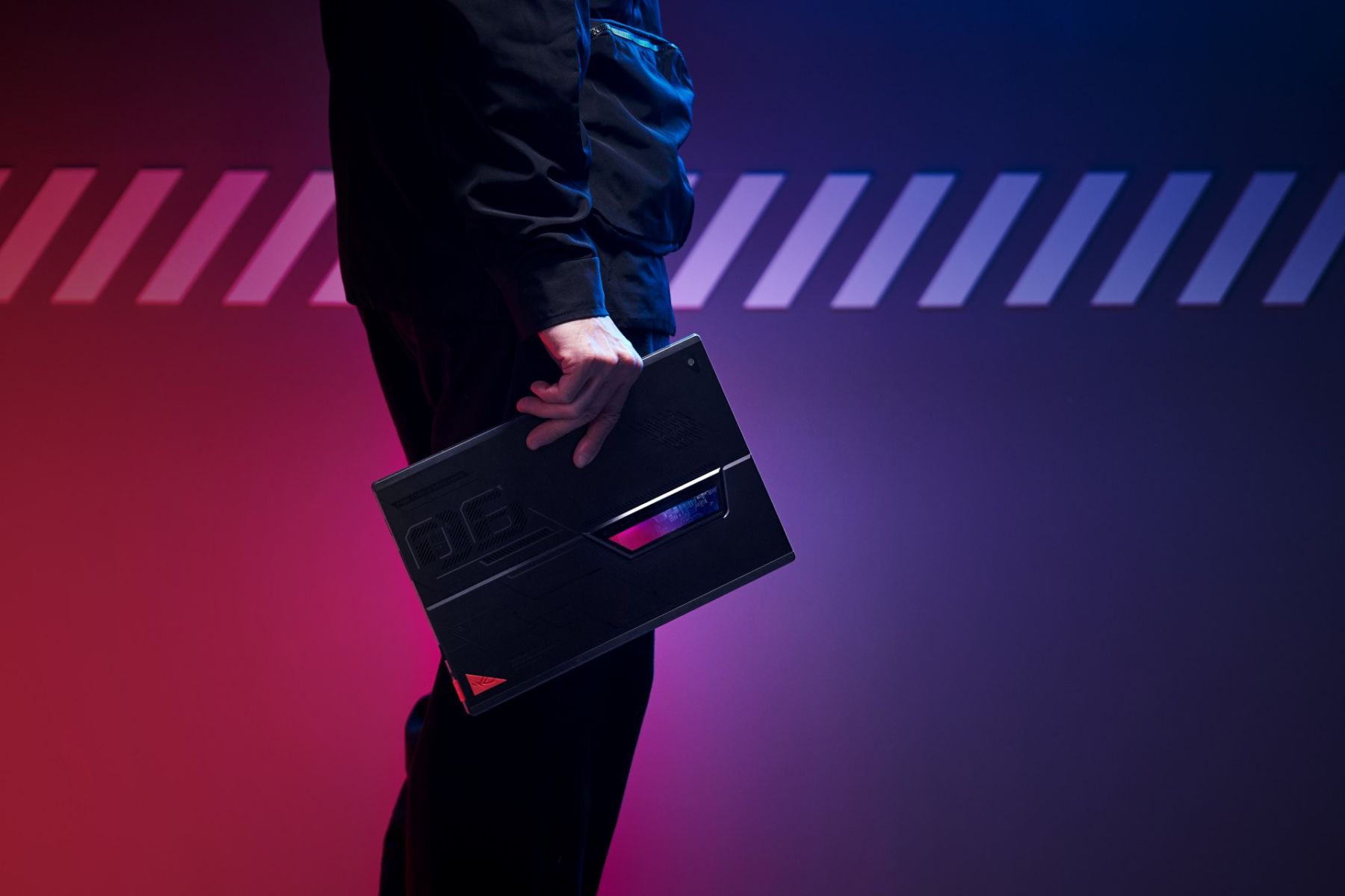 ASUS Republic of Gamers tung loạt sản phẩm Laptop Gaming tại CES 2022