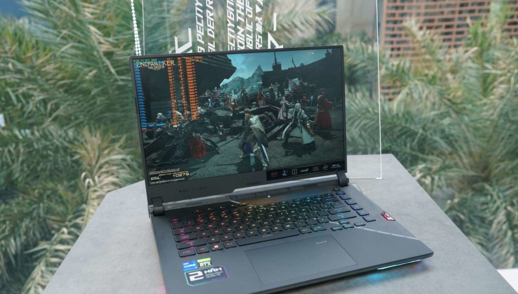 ASUS ROG Strix SCAR 15 – Laptop Gaming trang bị Intel Core Gen 12 đầu tiên tại Việt Nam