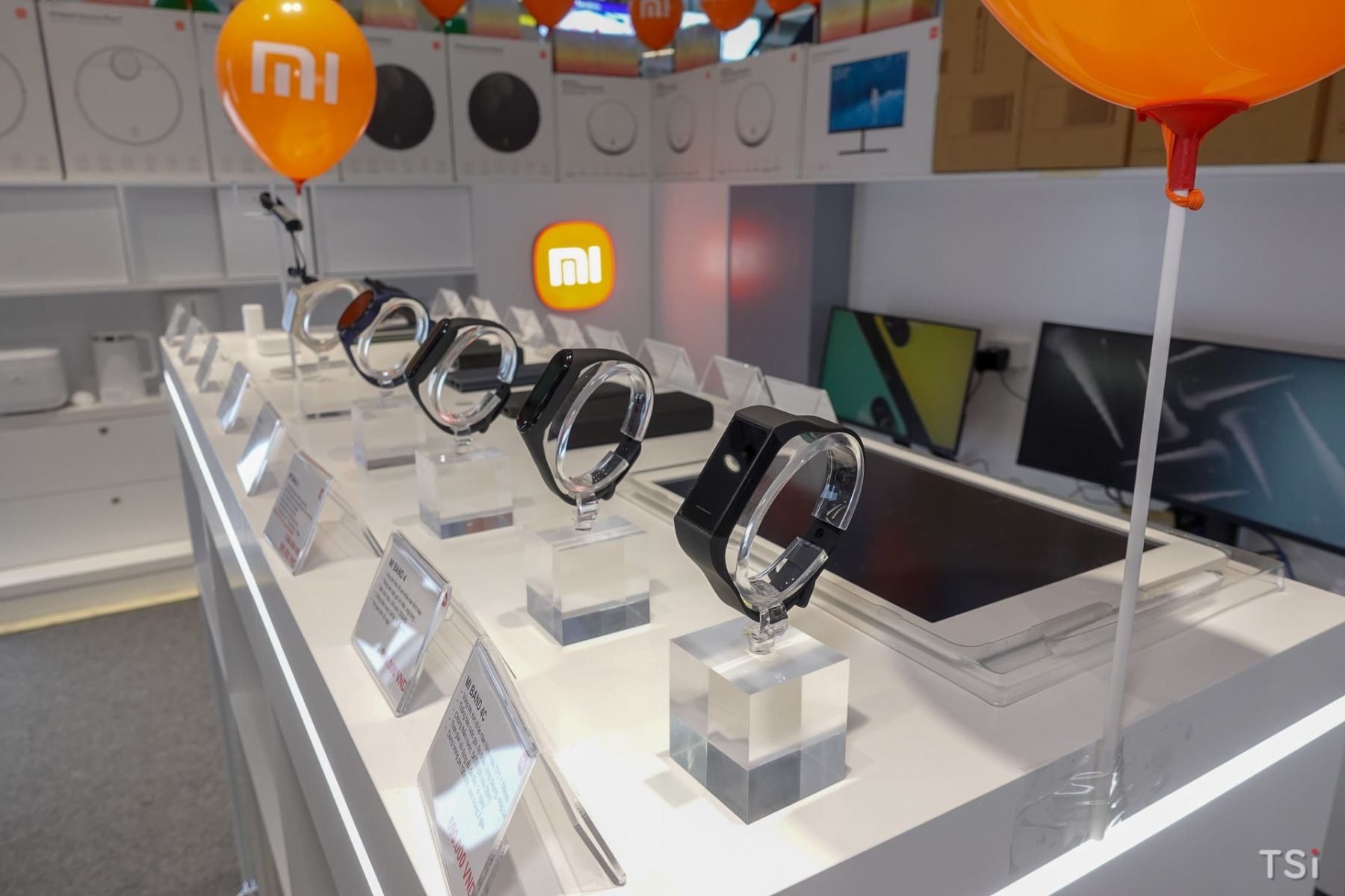 Digiworld khai trương Xiaomi Zone tại Vạn Hạnh Mall