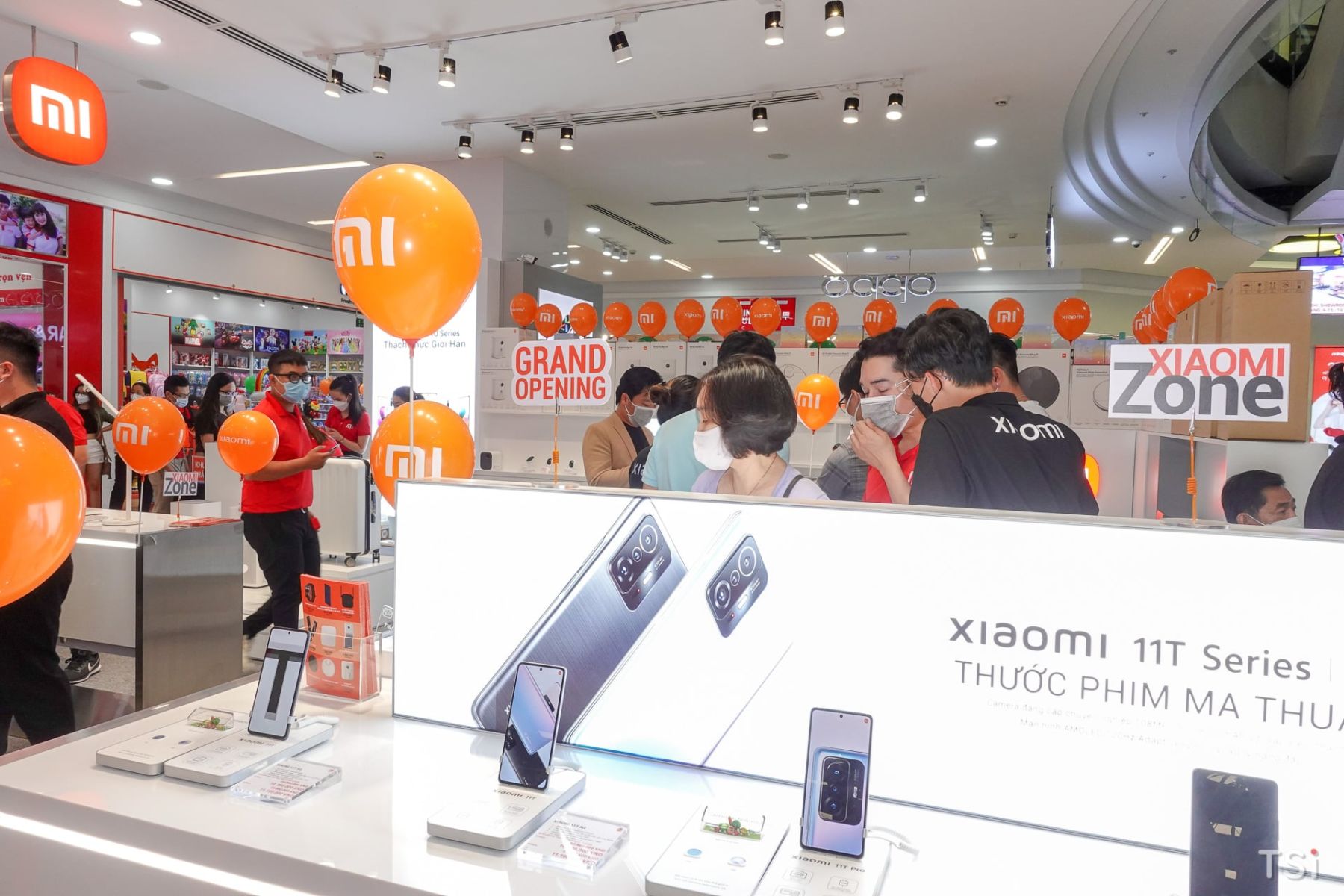 Digiworld khai trương Xiaomi Zone tại Vạn Hạnh Mall