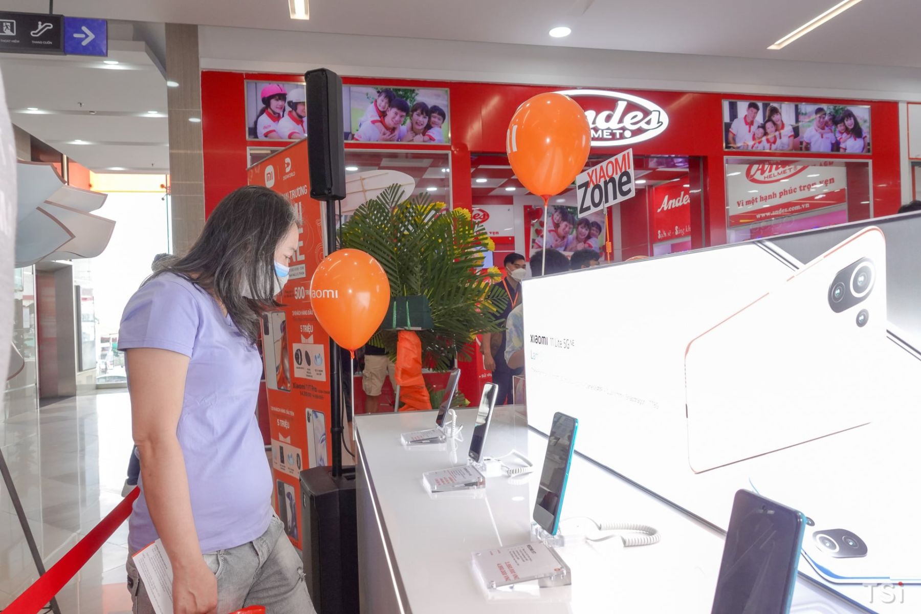 Digiworld khai trương Xiaomi Zone tại Vạn Hạnh Mall