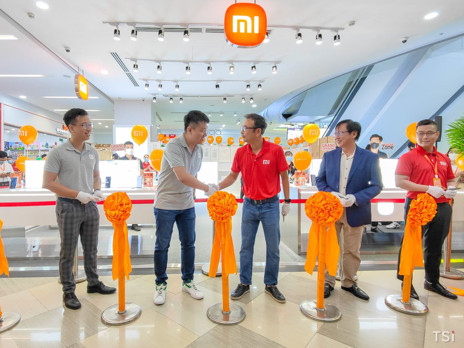 Digiworld khai trương Xiaomi Zone tại Vạn Hạnh Mall