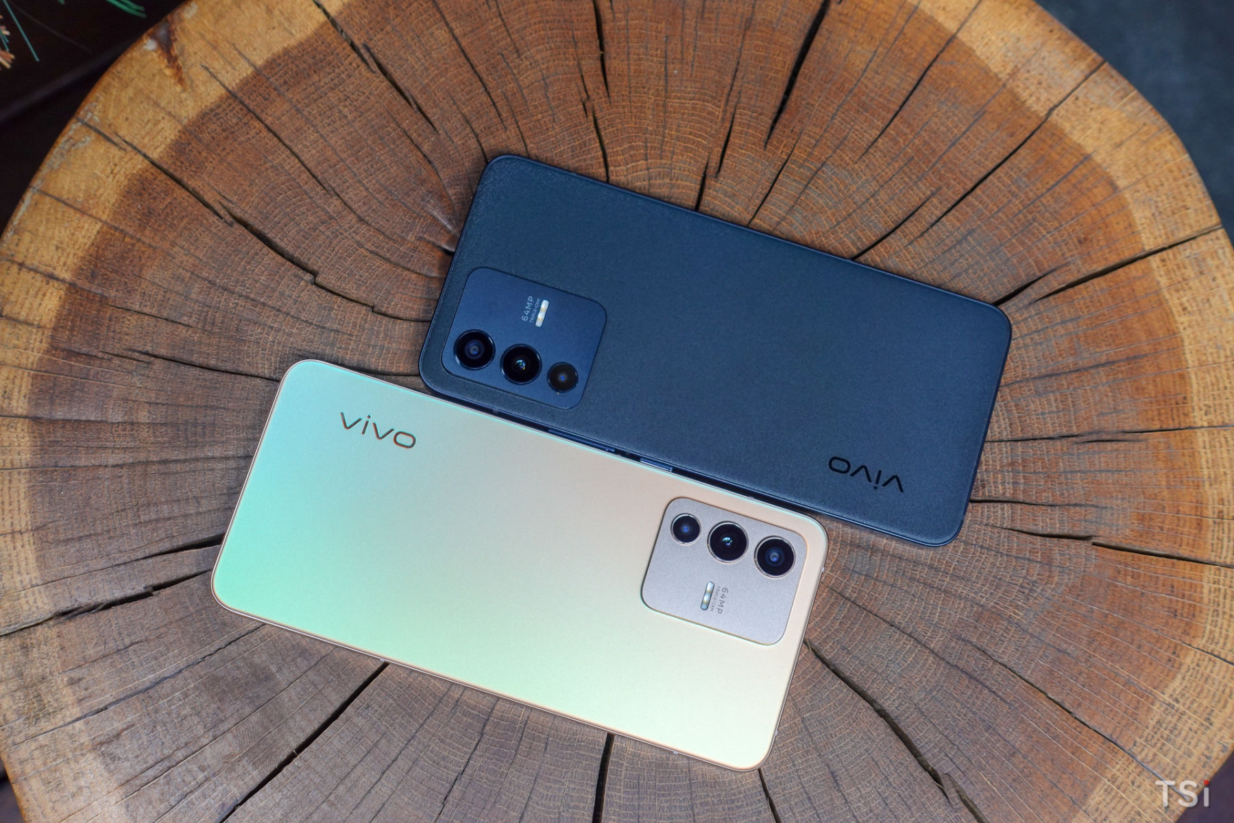 Vivo V23 5G ra mắt: camera trước 50MP có đèn Flash LED, giá dự kiến 13 triệu đồng