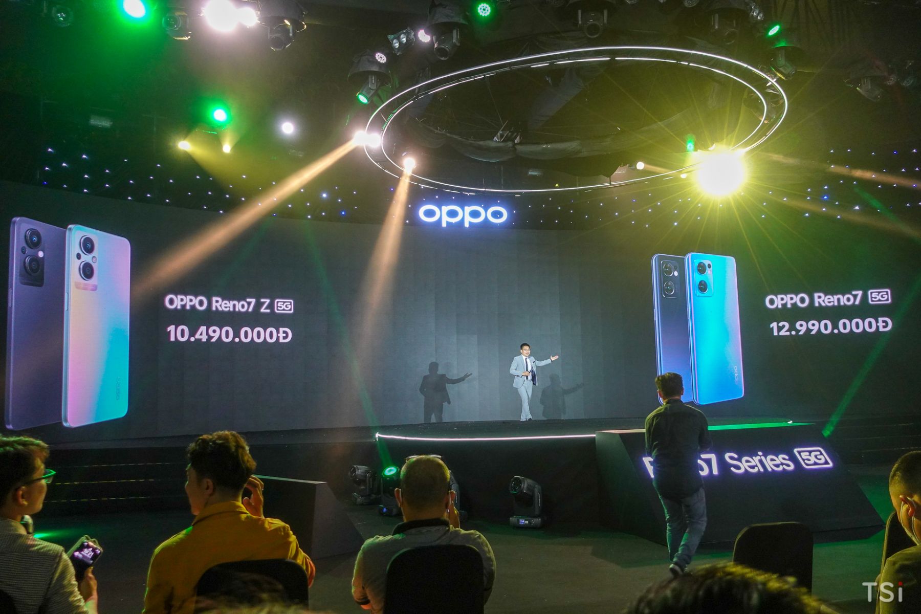 OPPO Reno7 Series 5G ra mắt, giá từ 10,5 triệu đồng