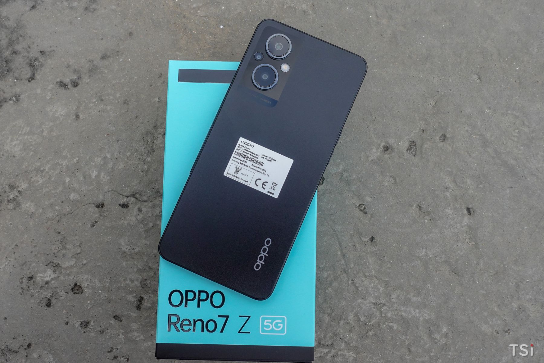 Trên tay OPPO Reno7 Z 5G: đẹp, nhiều tính năng mới