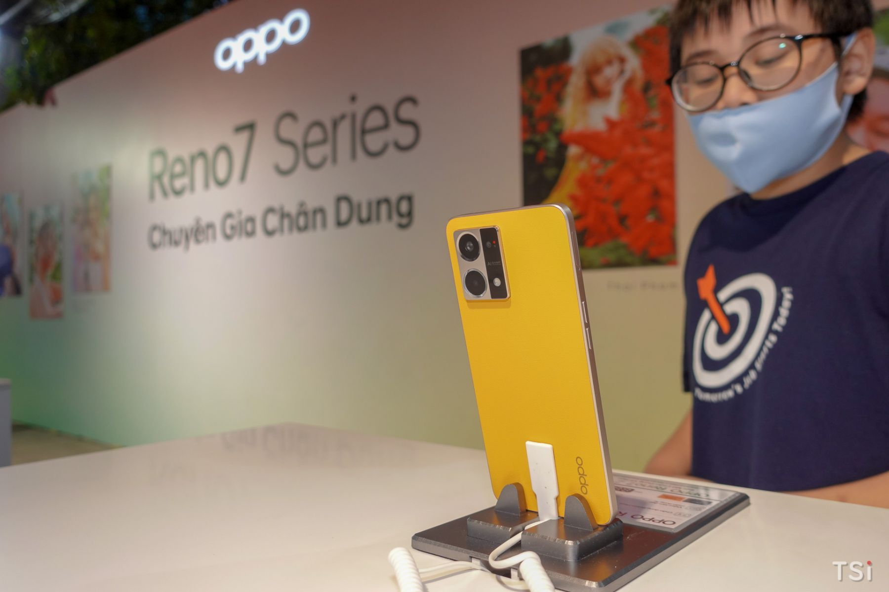 OPPO Reno7 và Reno7 Pro 5G ra mắt, giá từ 8,9 triệu đồng