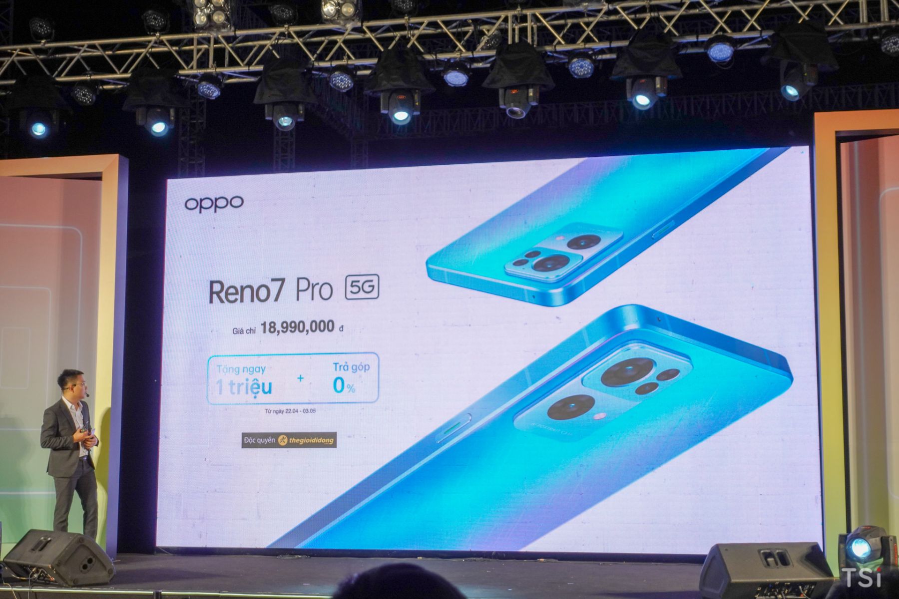 OPPO Reno7 và Reno7 Pro 5G ra mắt, giá từ 8,9 triệu đồng