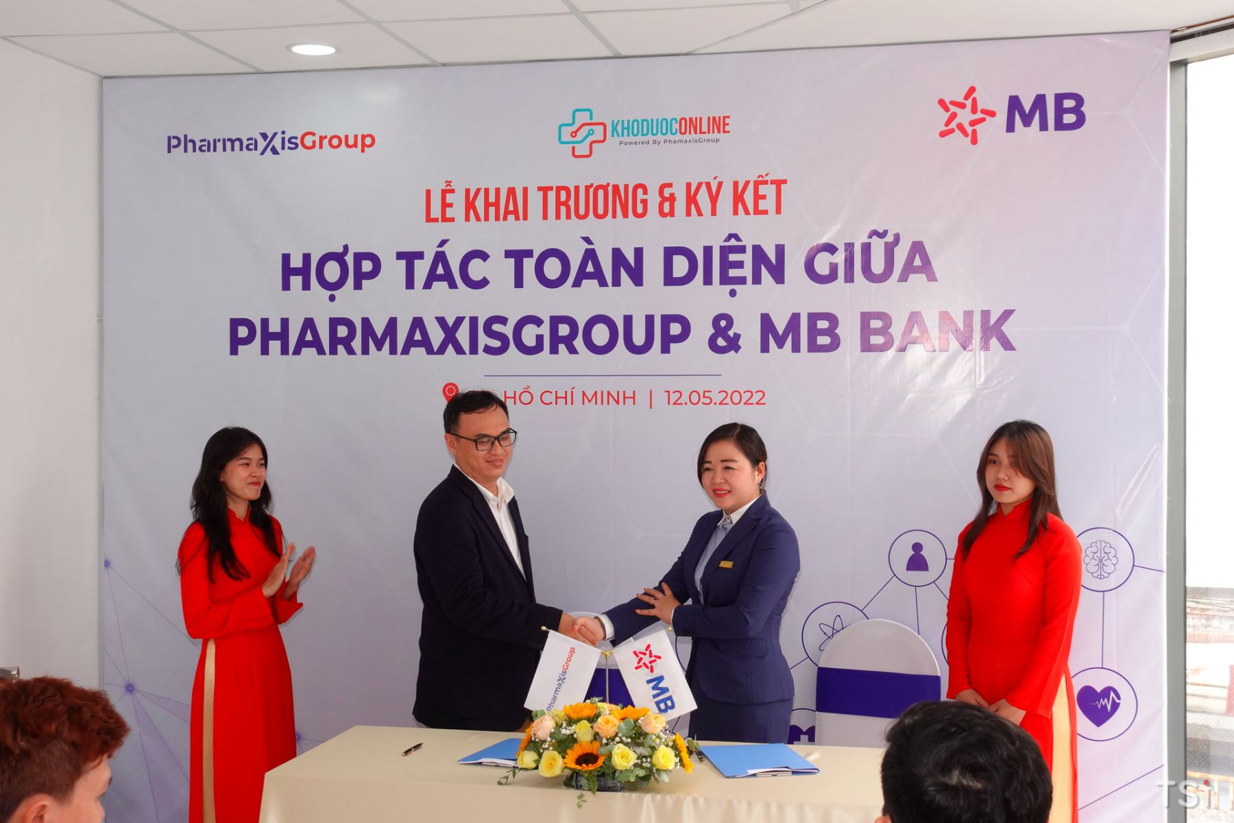 PharmaxisGroup hợp tác MB Bank, ra mắt sàn thương mại điện tử Khoduoconline