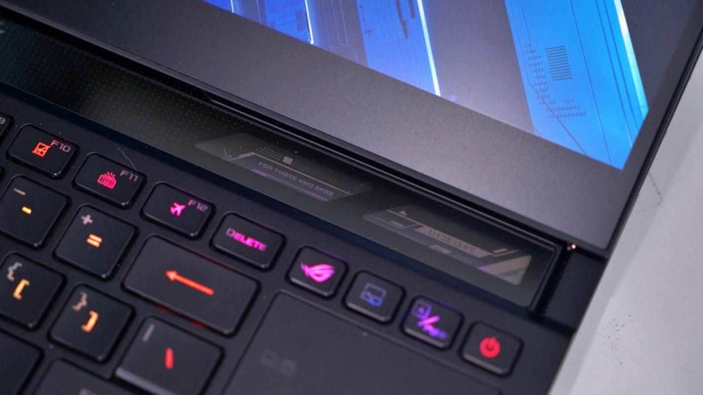 ASUS ROG Zephyrus Duo 16: laptop 2 màn hình mạnh nhất thế giới