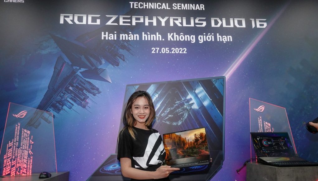 Cận cảnh ROG Zephyrus Duo 16: laptop 2 màn hình mạnh nhất thế giới