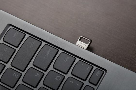 Kingston giới thiệu thiết bị mã hóa phần cứng và USB đa năng