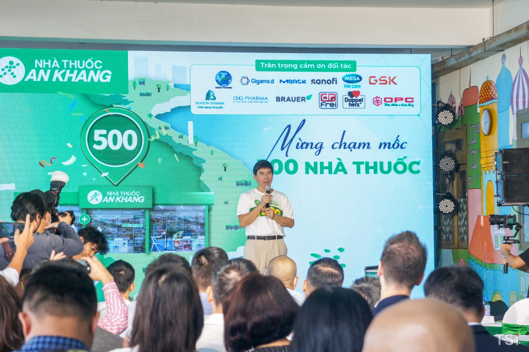 An Khang cán mốc 500 nhà thuốc toàn quốc sau nửa năm