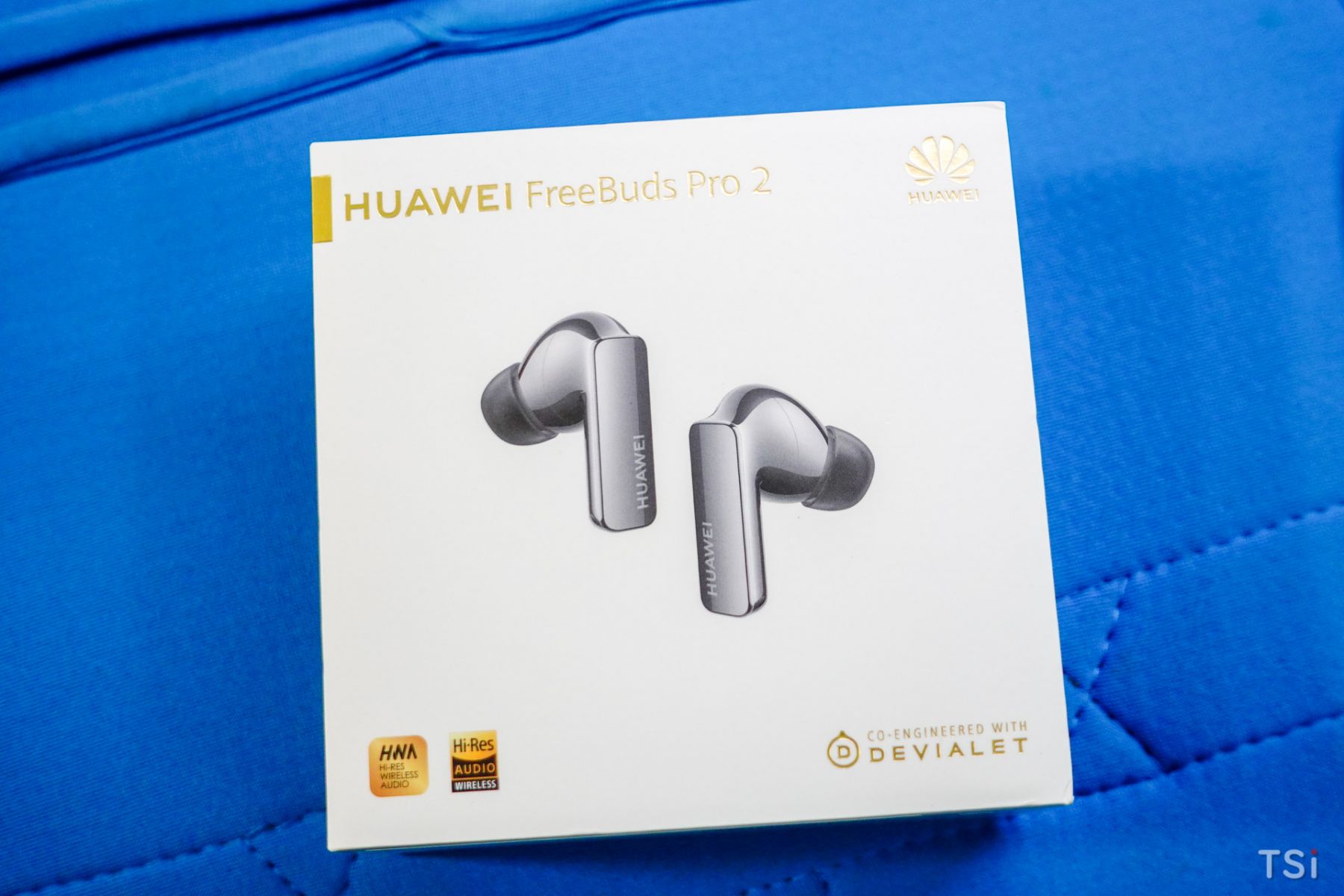 HUAWEI FreeBuds Pro 2: nhỏ hơn, hoàn thiện và chất lượng tốt hơn.