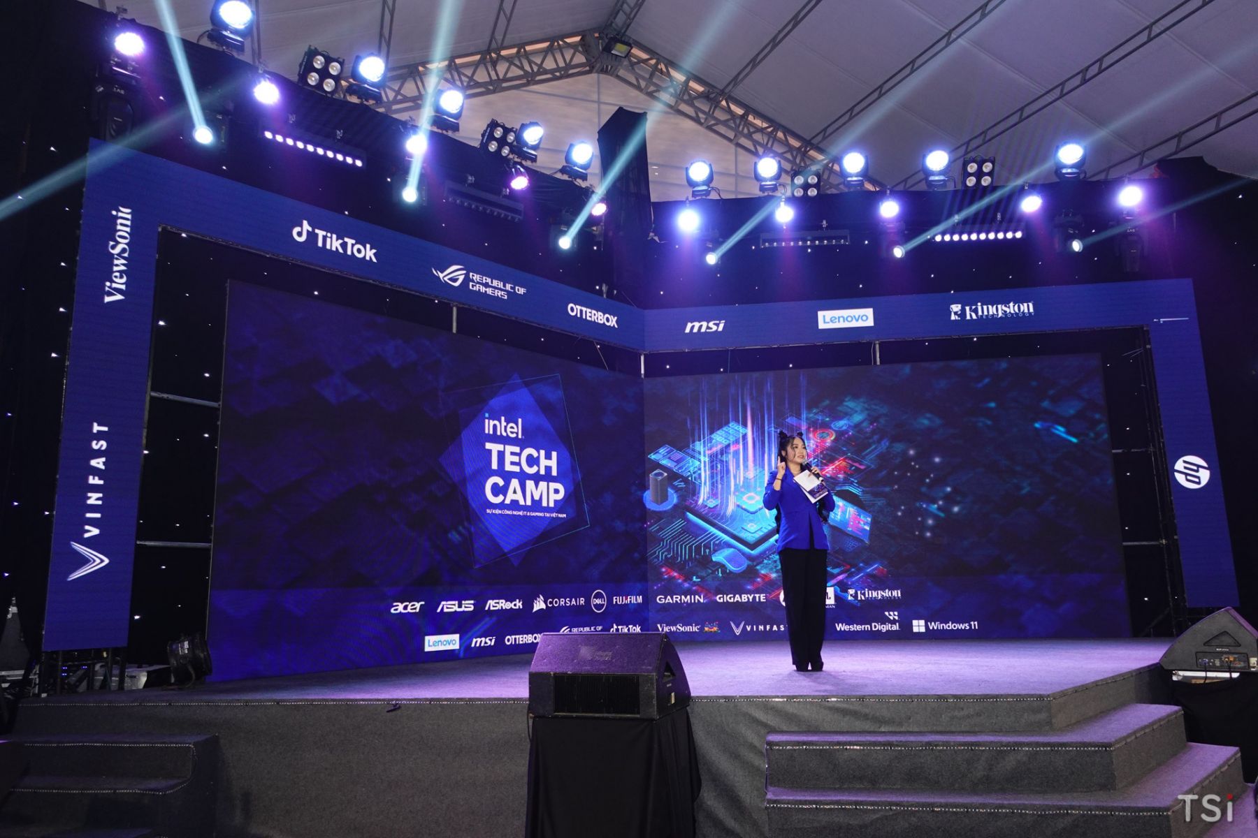 Khai mạc Intel Tech Camp, sự kiện công nghệ và gaming hấp dẫn