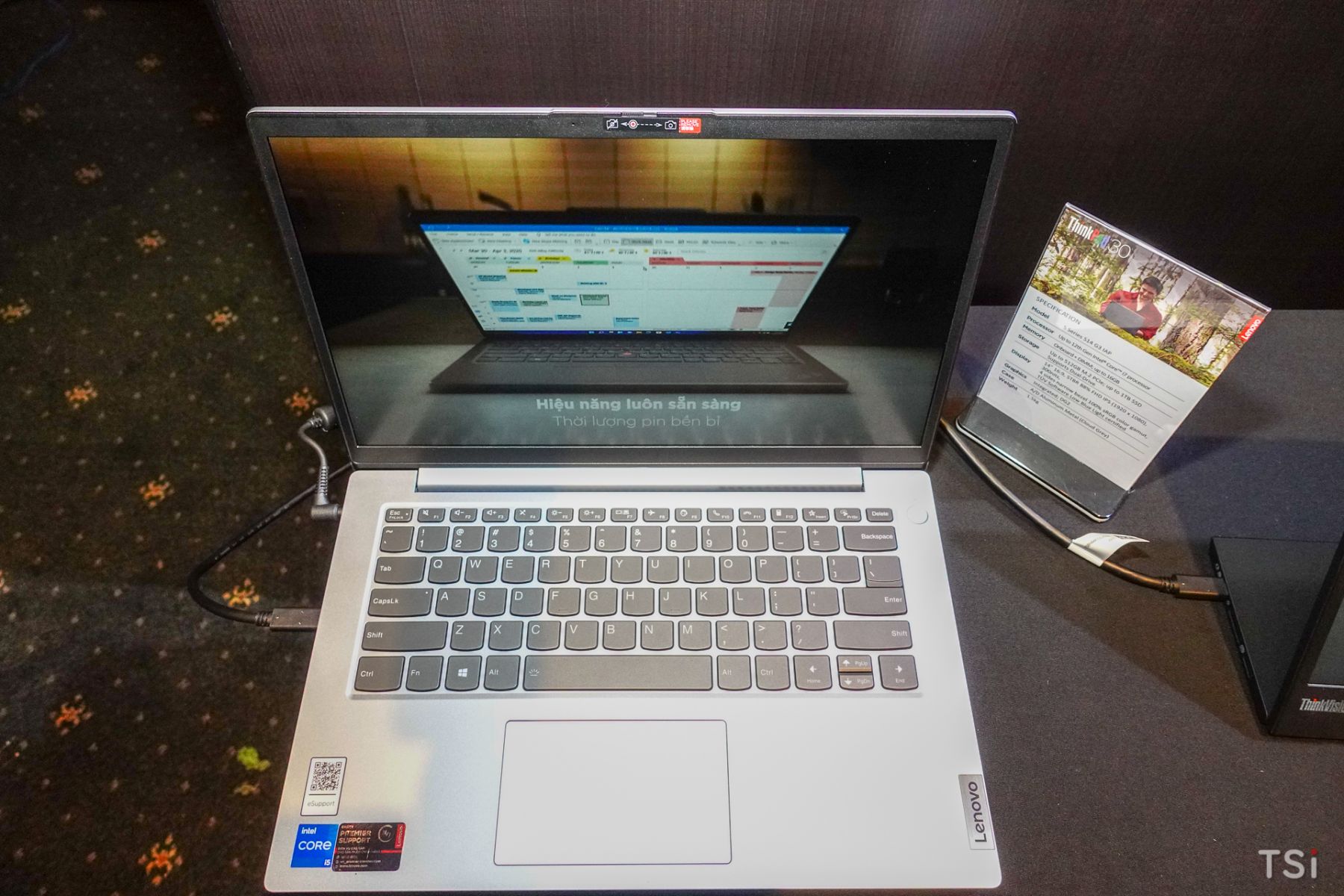 Lenovo ra mắt series laptop ThinkBook mới mạnh mẽ, hiện đại và linh hoạt