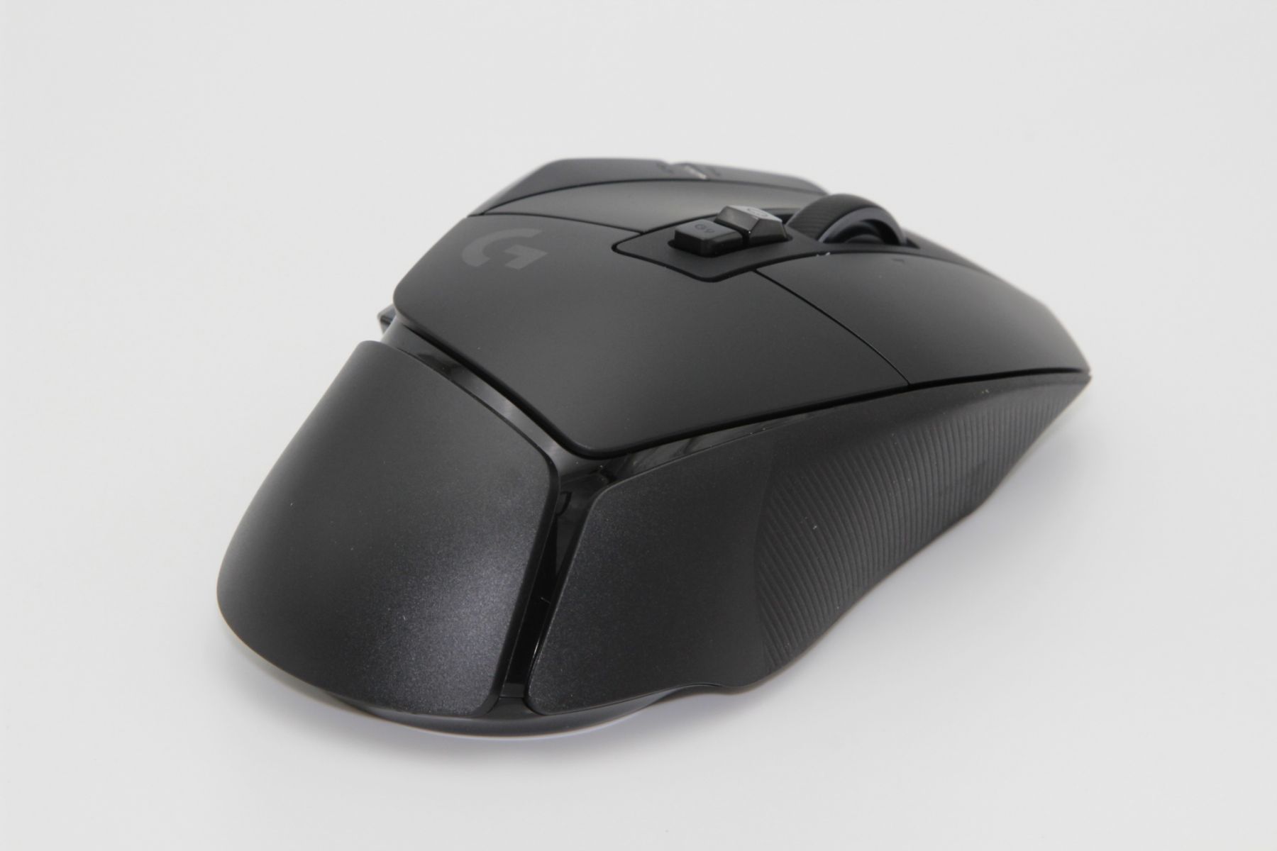 Logitech G ra mắt bộ ba chuột chơi game G502 X