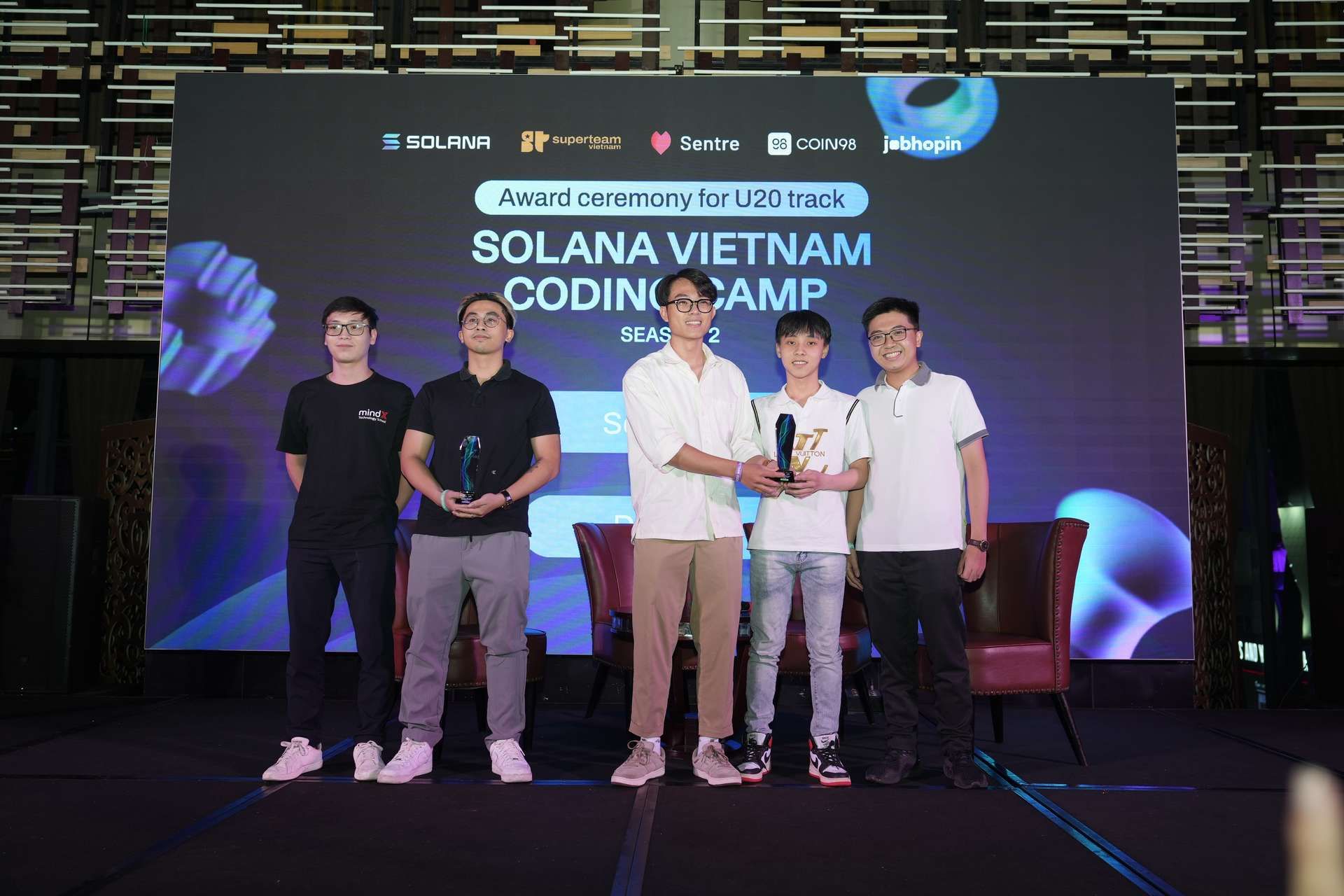 Trao giải cuộc thi lập trình Solana Vietnam Coding Camp mùa 2