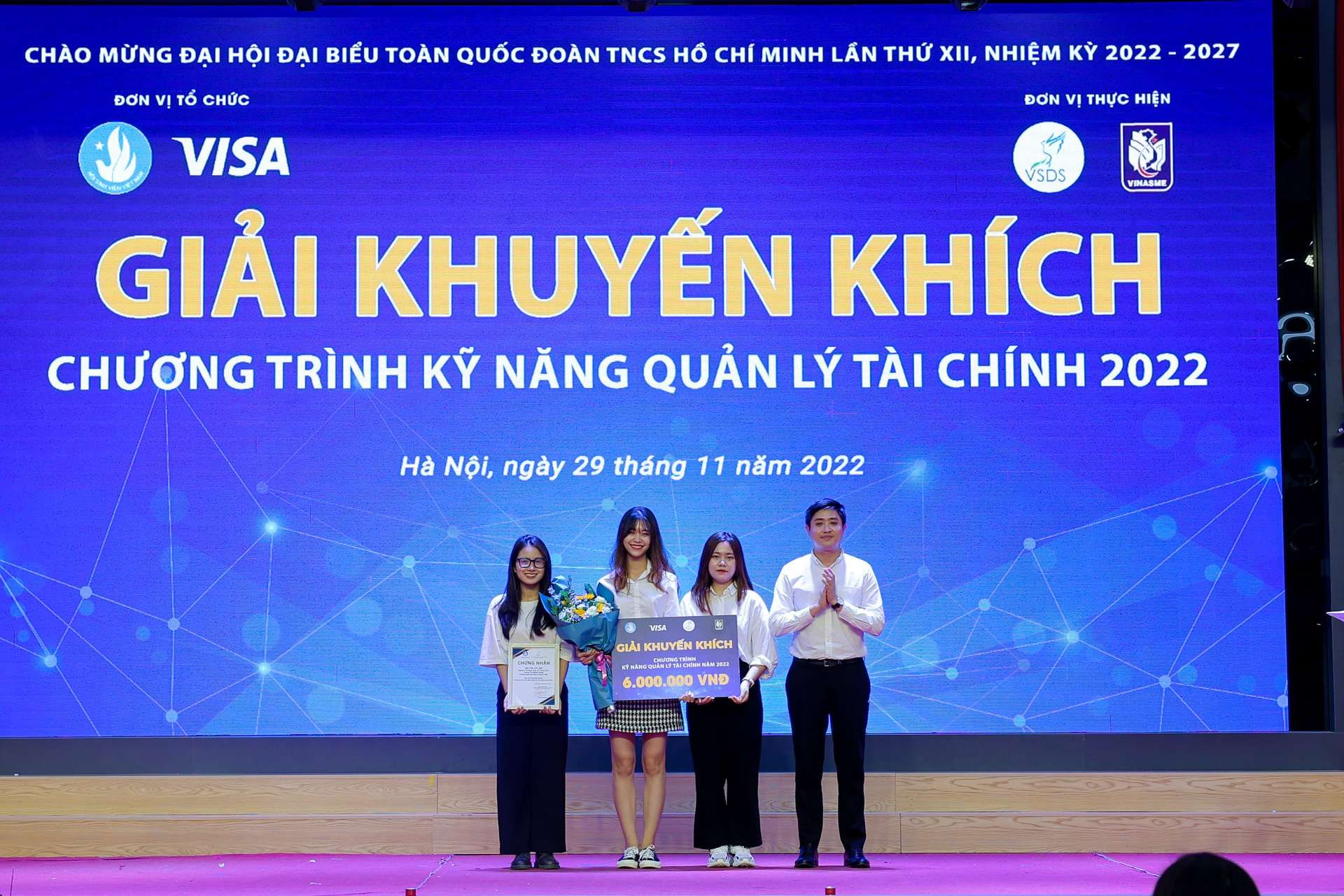 Visa công bố kết quả chương trình Kỹ năng quản lý tài chính