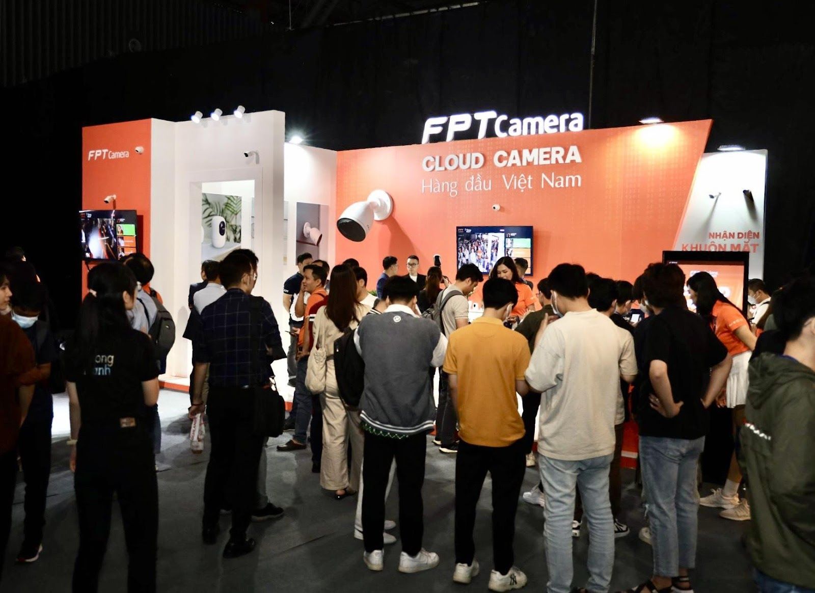 FPT Telecom 'kể' câu chuyện công nghệ kiến tạo hạnh phúc tại Techday 2022