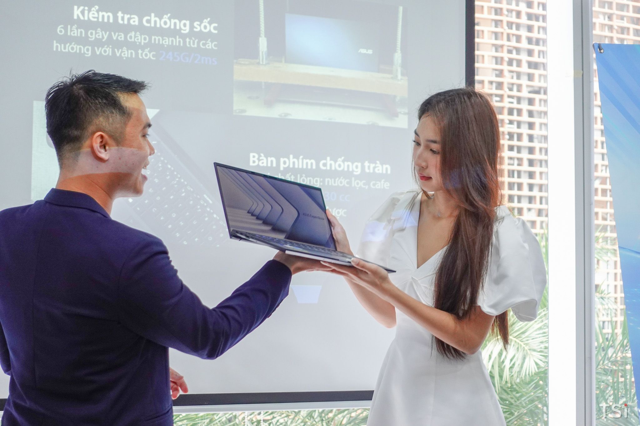 ASUS giới thiệu dải sản phẩm toàn diện và chuyên biệt cho Doanh nghiệp Expert Series với vi xử lý Intel thế hệ mới