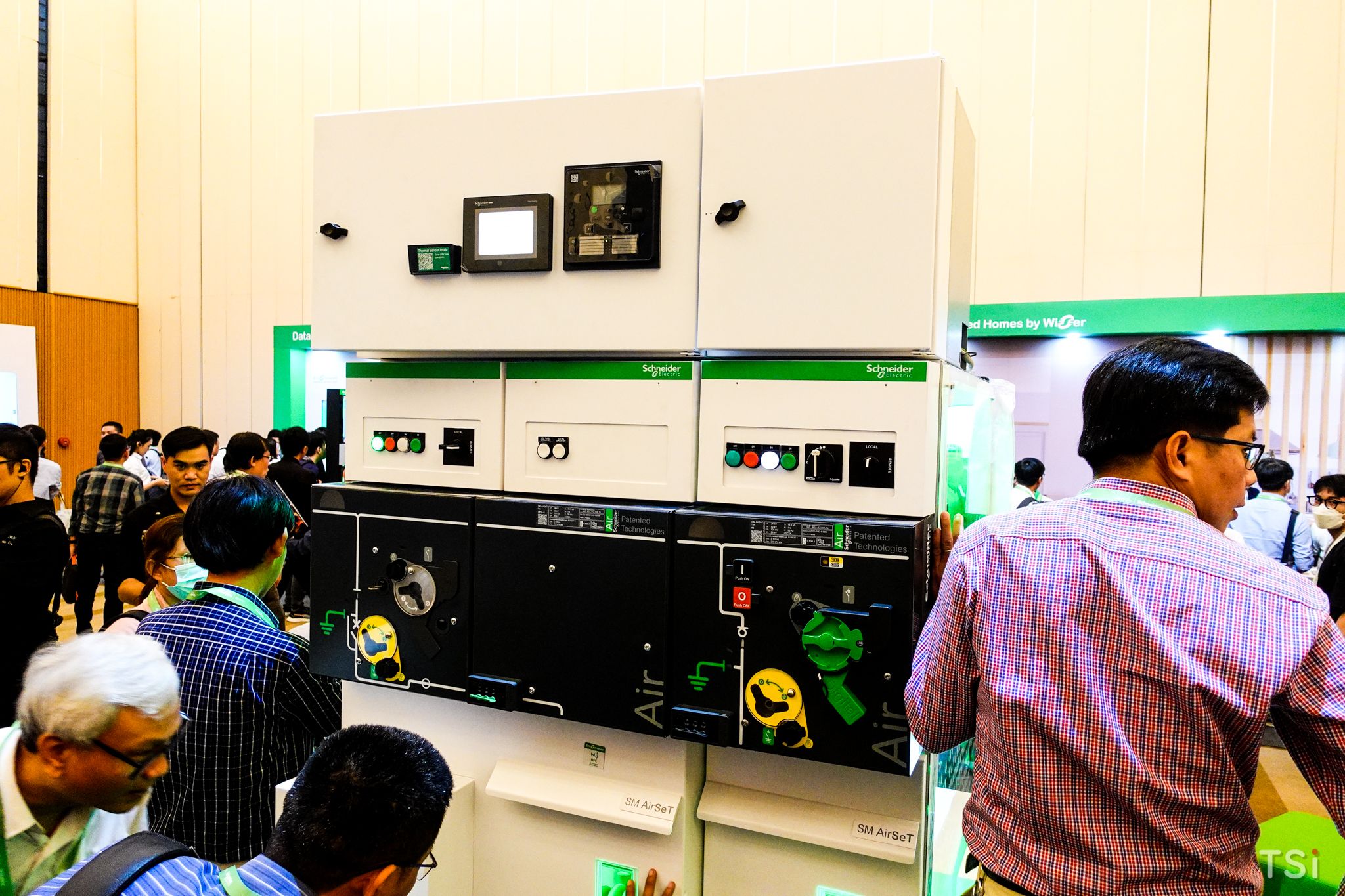 Schneider Electric khai mạc Innovation Summit 2022