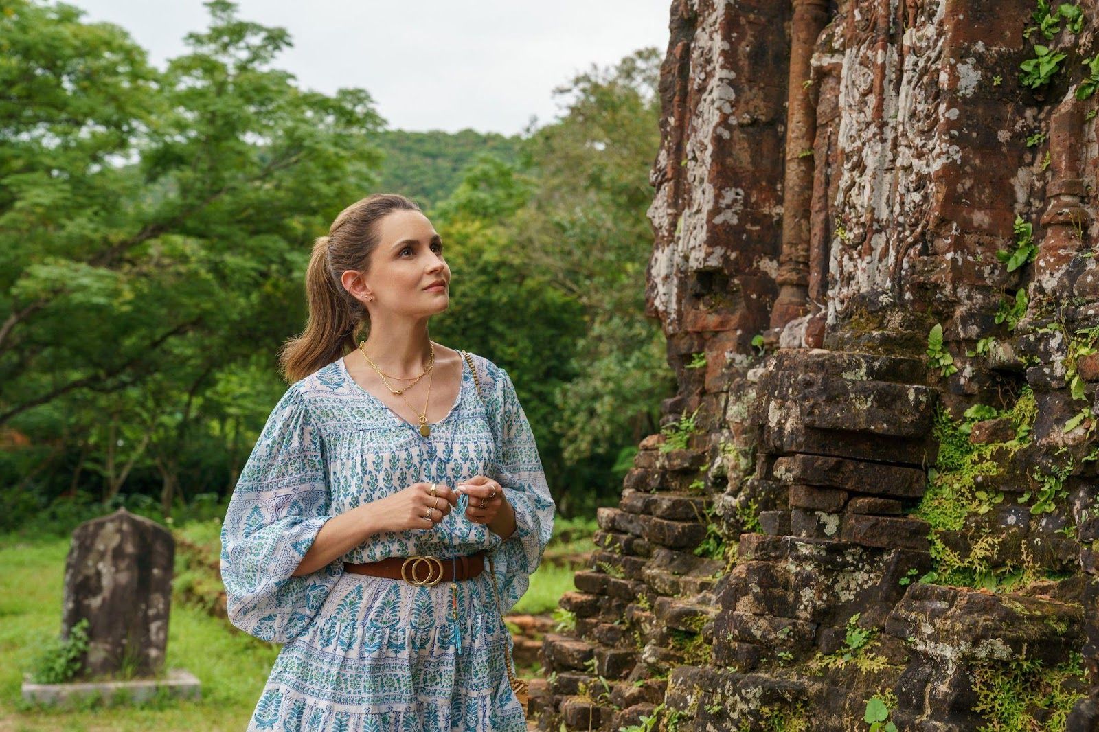 Netflix công bố ngày phát hành A Tourist’s Guide To Love