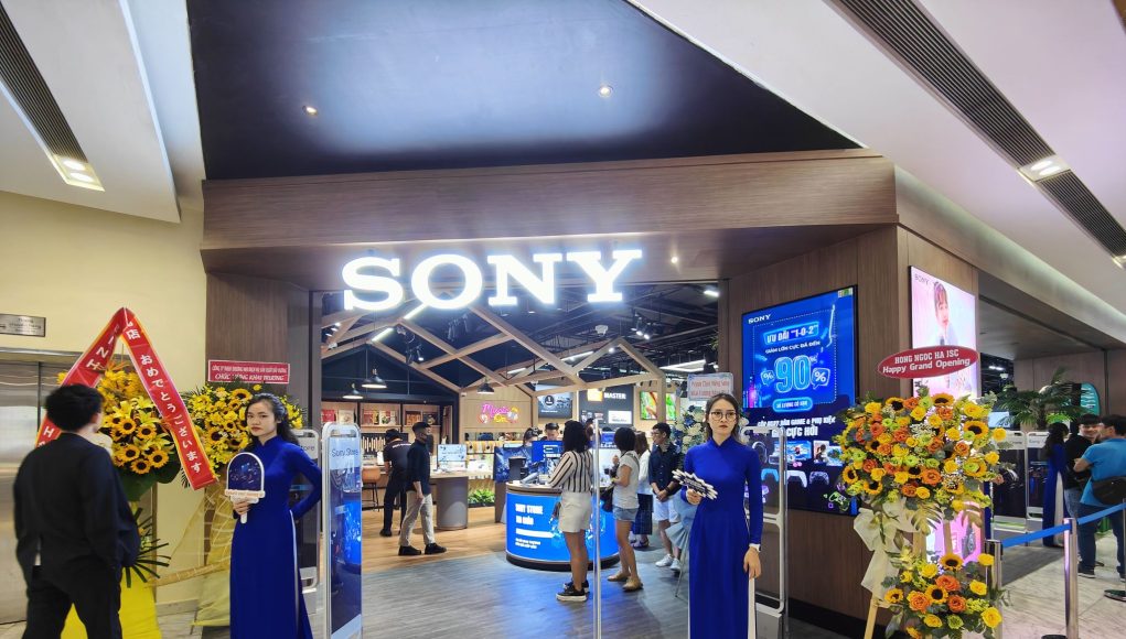 Khai trương Sony Store đầu tiên tại TP.HCM với nhiều quà tặng hấp dẫn