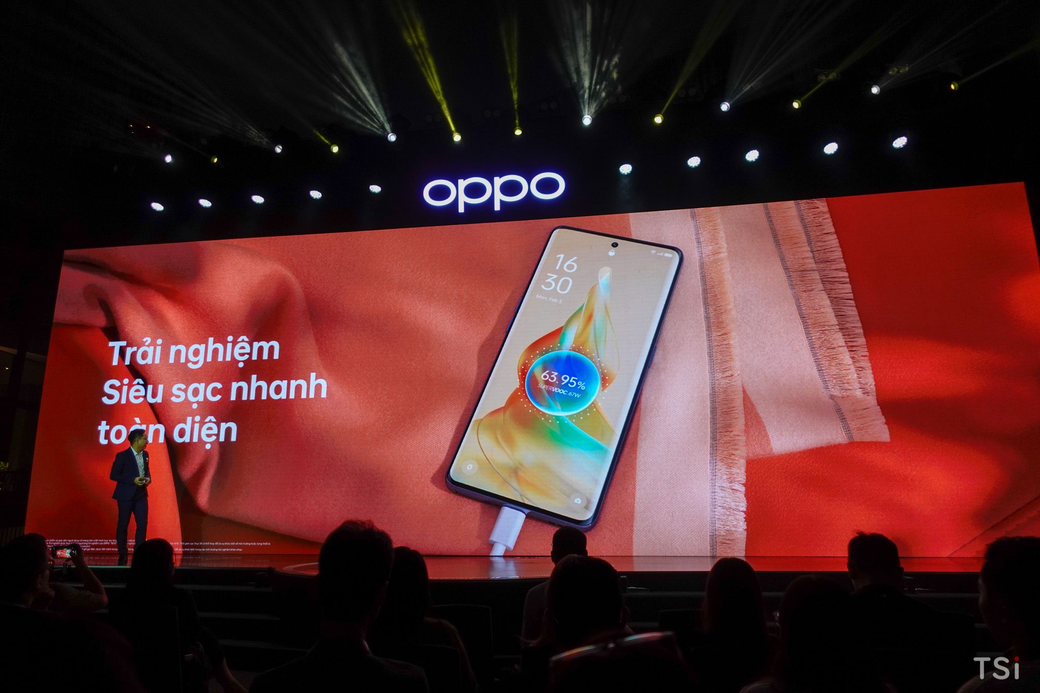 OPPO Reno8 T Series ra mắt cùng tai nghe không dây Enco Air3