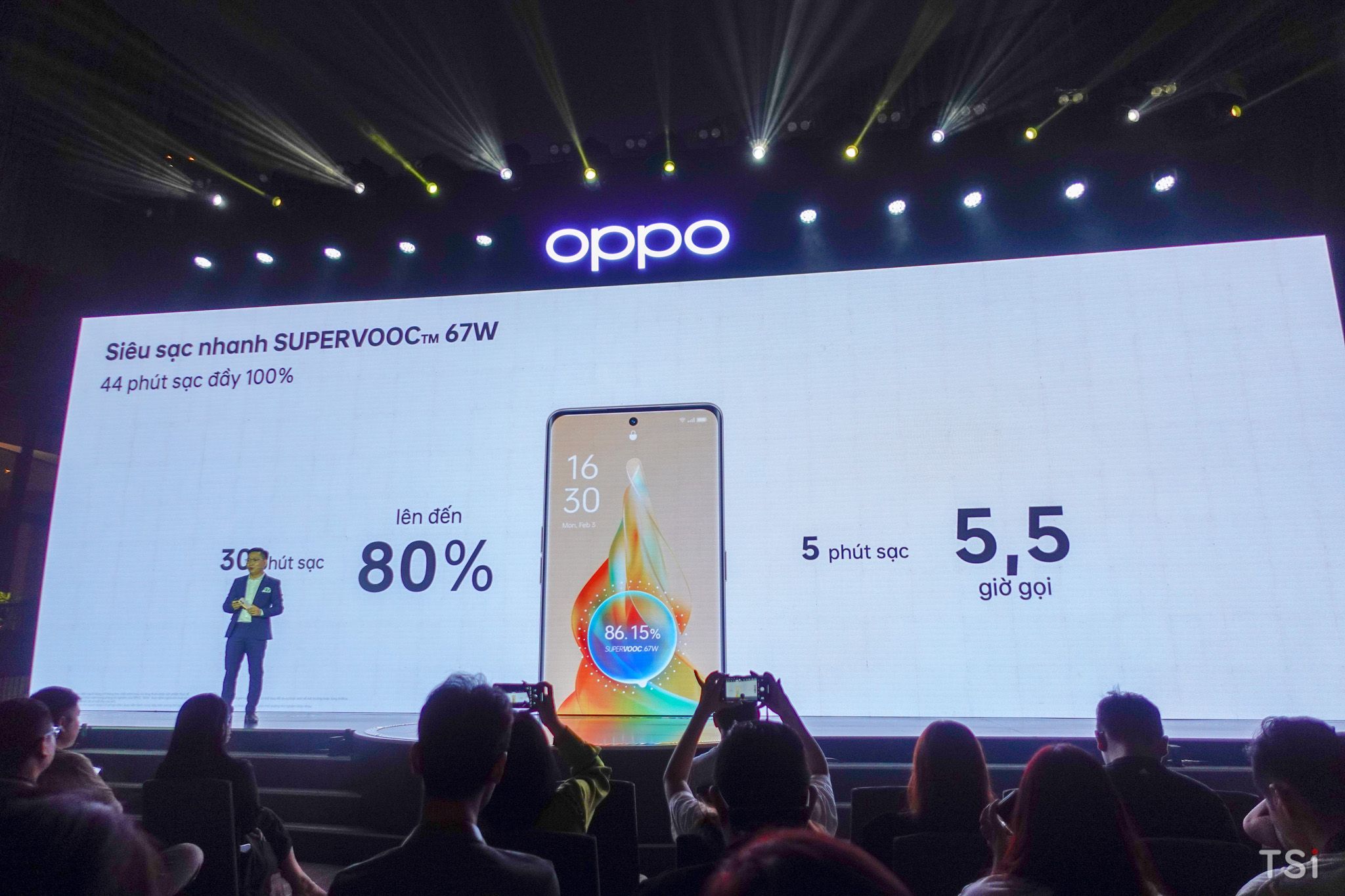 OPPO Reno8 T Series ra mắt cùng tai nghe không dây Enco Air3