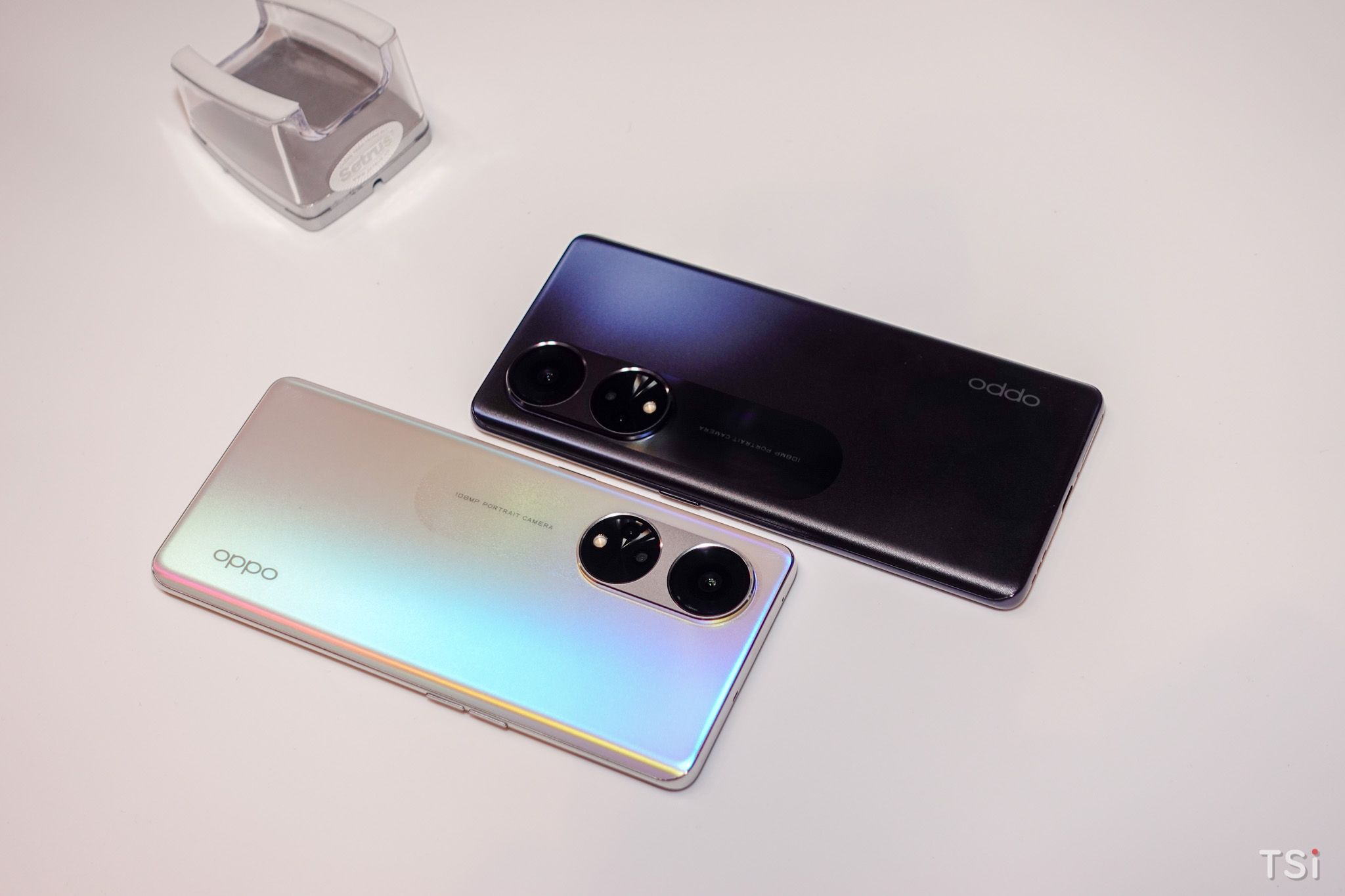 OPPO Reno8 T Series ra mắt cùng tai nghe không dây Enco Air3