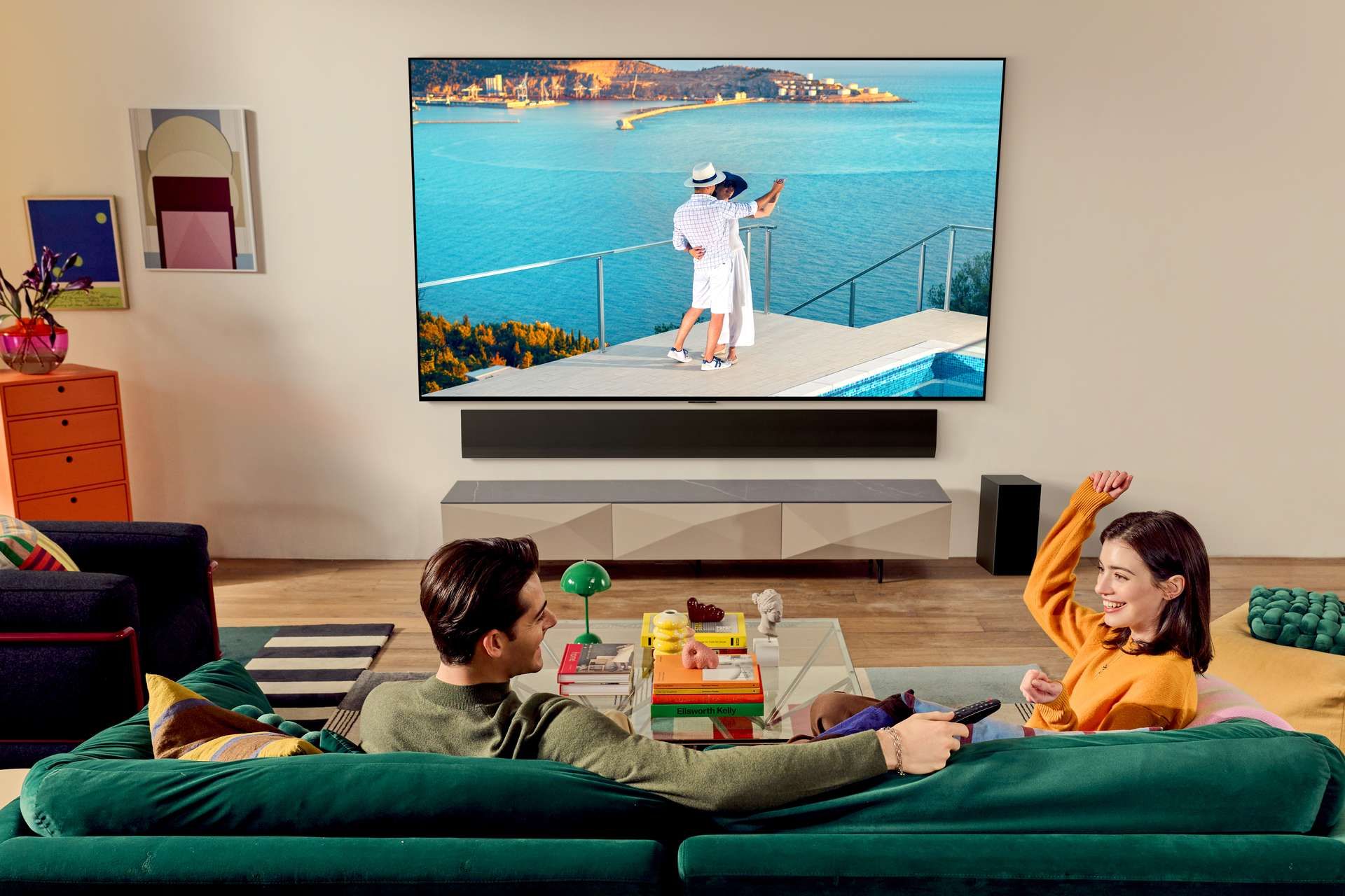 LG ra mắt loạt TV 2023, đánh dấu thập kỷ thống lĩnh thị trường OLED toàn cầu