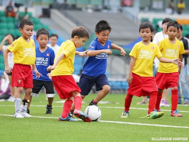 UNIQLO hợp tác tổ chức JFA UNIQLO SOCCER KIDS ở Việt Nam