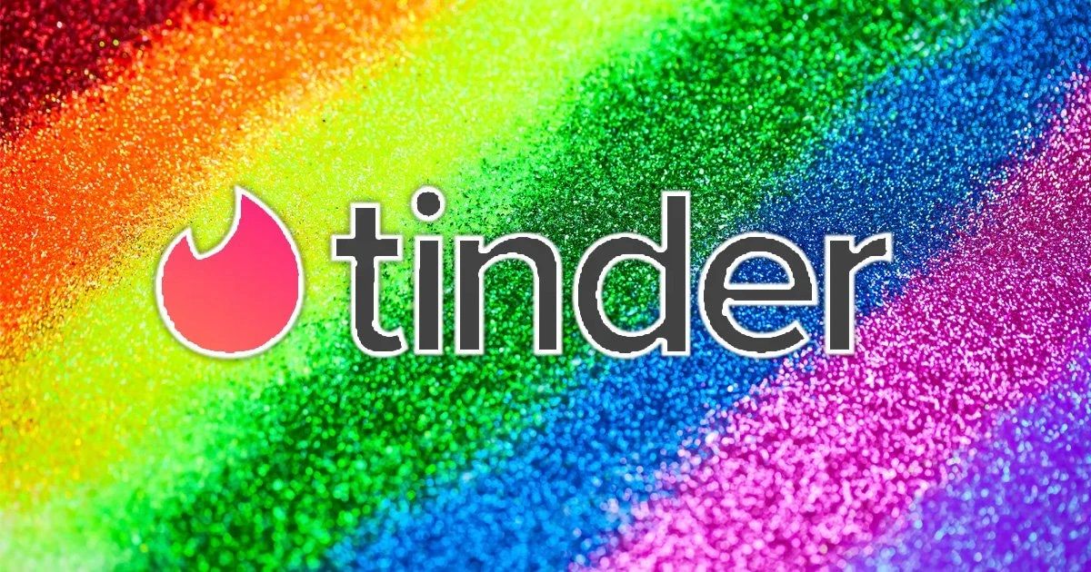 213799-tinder-them-huy-hieu-my-first-pride