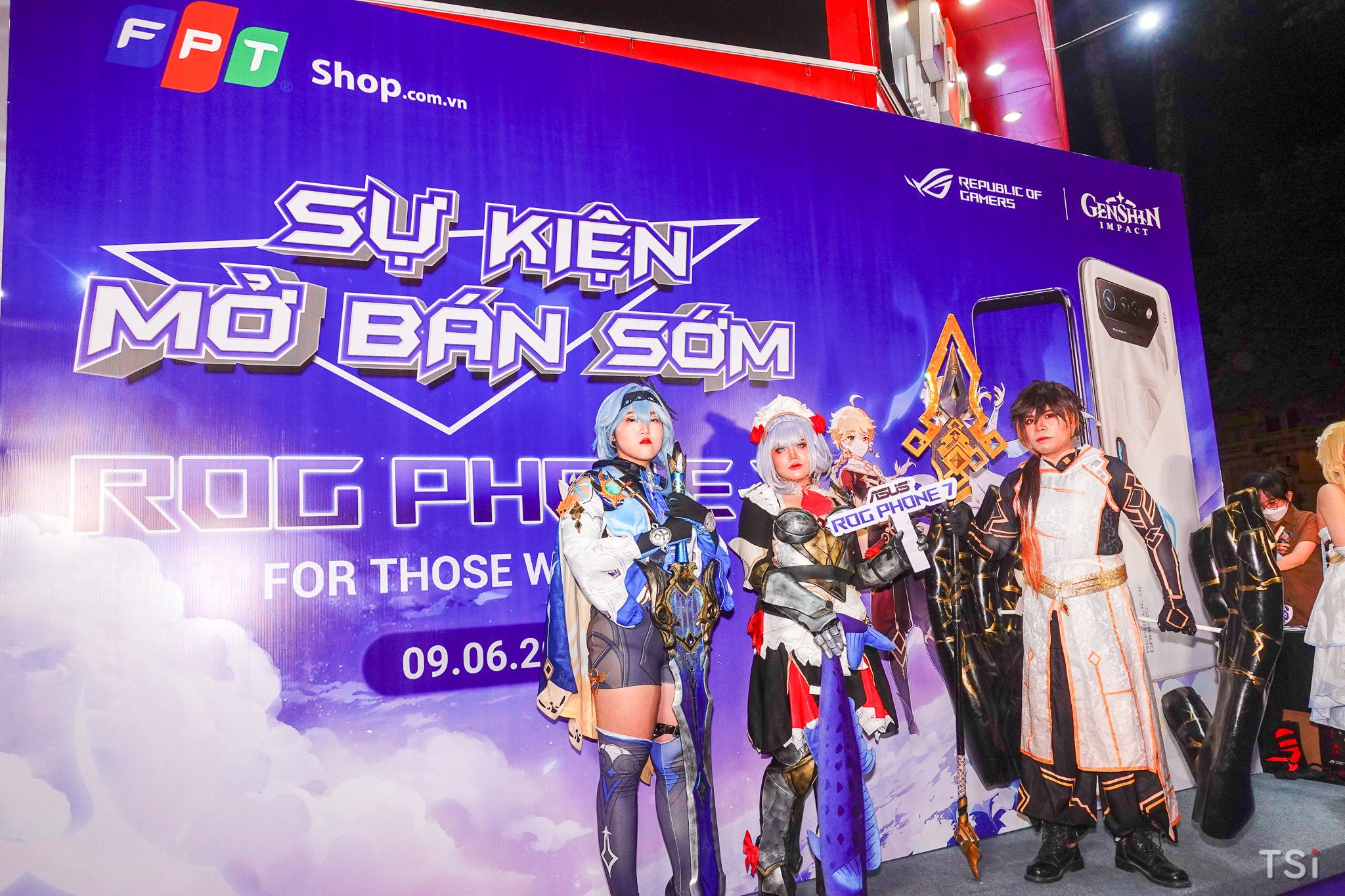 FPT Shop mở bán sớm flagship Asus ROG Phone 7