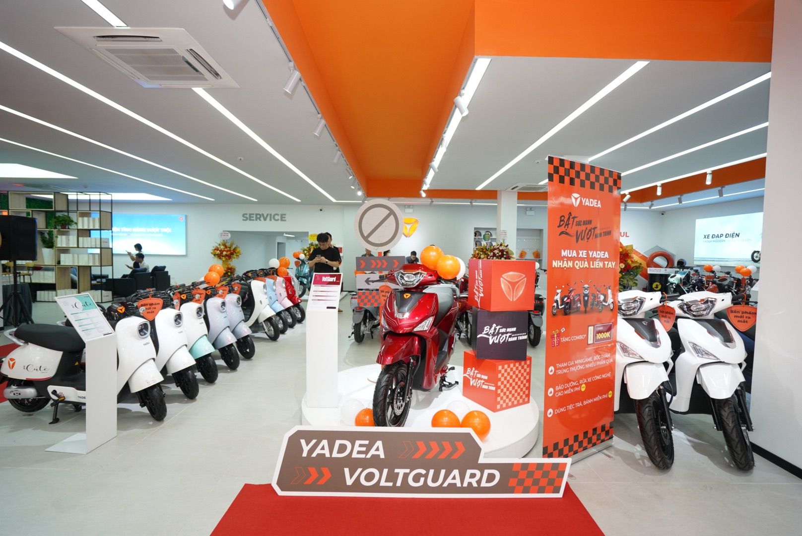 214567-yadea-showroom-tieu-chuan-moi-viet-nam