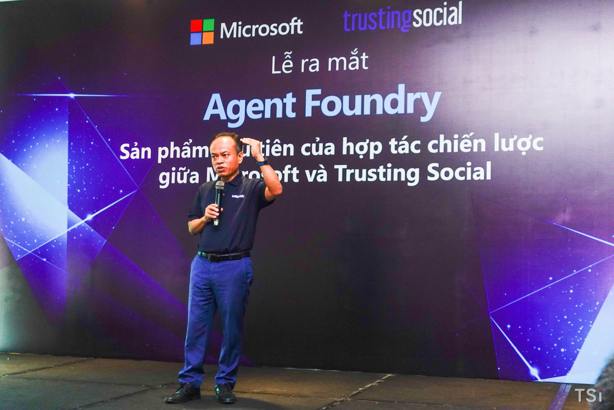 Trusting Social ra mắt Agent Foundry, nền tảng cung cấp trợ lý ảo chuyên ngành cho doanh nghiệp