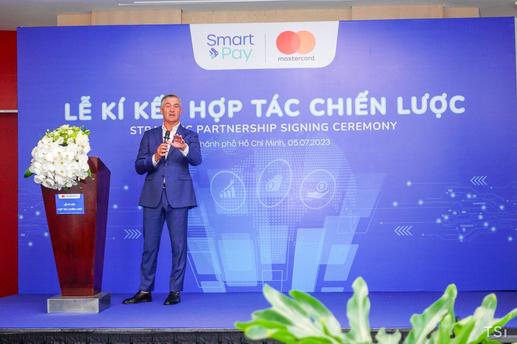 Mastercard mở rộng quan hệ đối tác chiến lược với SmartPay nhằm thúc đẩy áp dụng thanh toán không tiền mặt tại Việt Nam