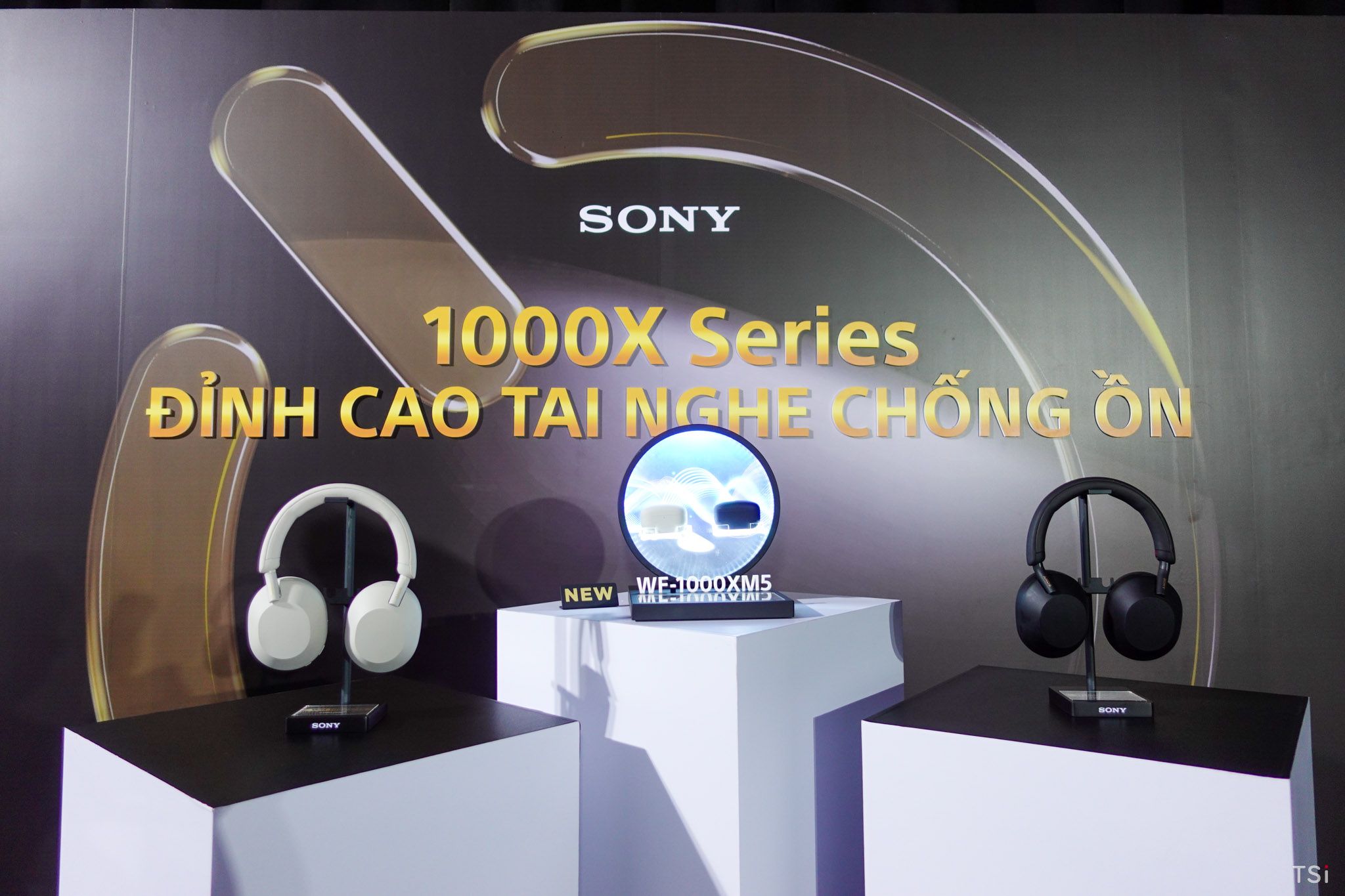 Sony ra mắt WF-1000XM5, tai nghe không dây chống ồn đỉnh cao