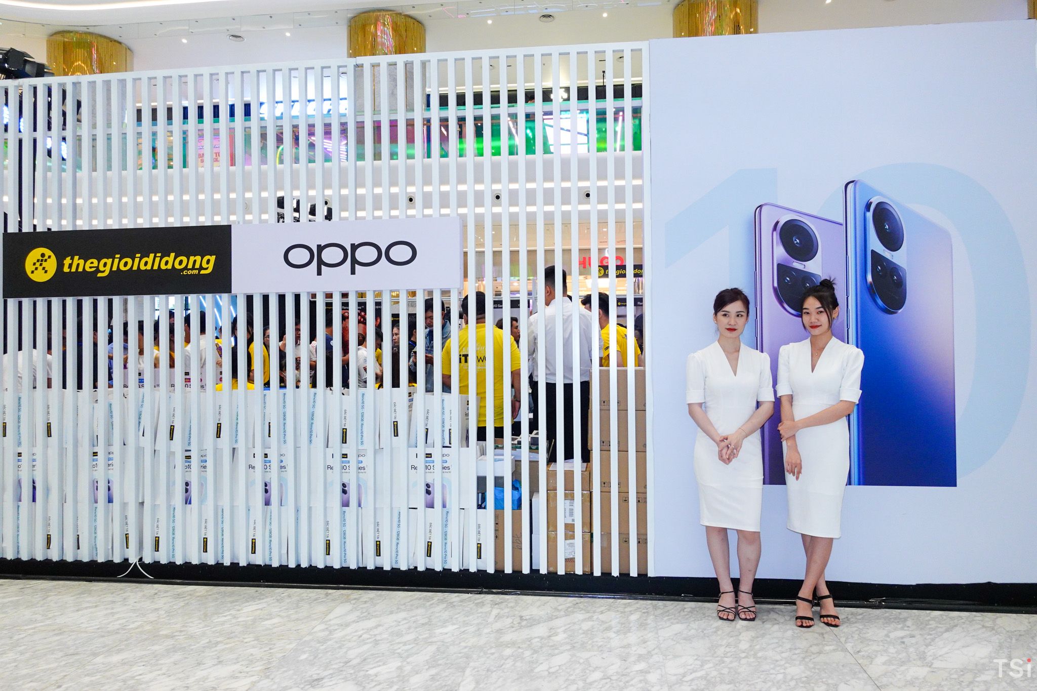 Thế Giới Di Động đồng loạt mở bán OPPO Reno10 Series 5G tại 14 địa điểm trên toàn quốc.