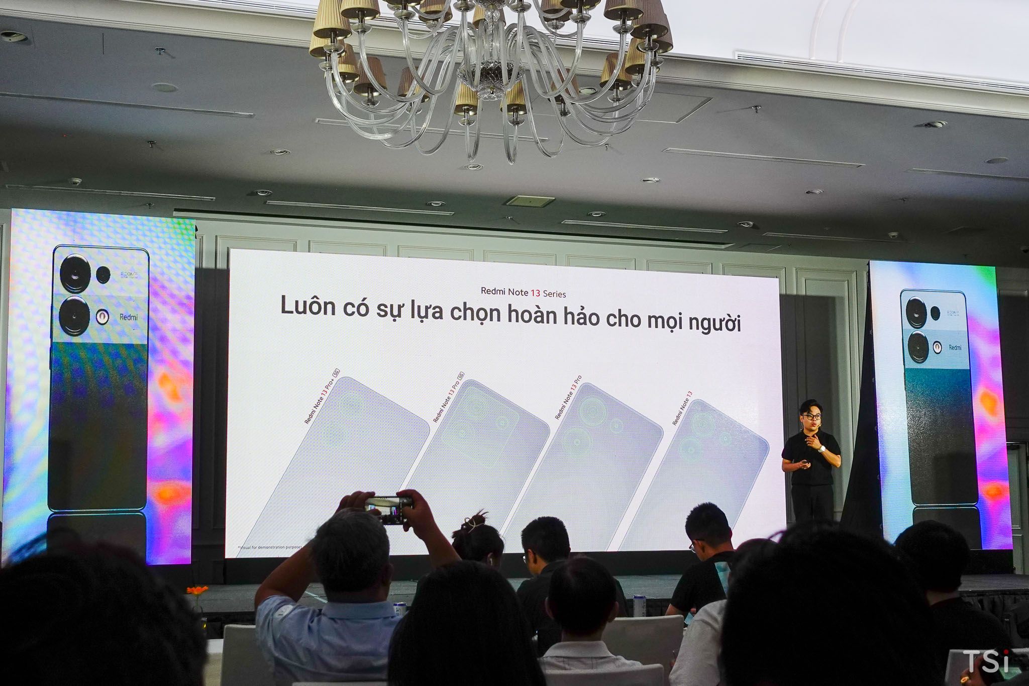 Redmi Note 13 Pro giá 7,3 và 8 triệu đồng