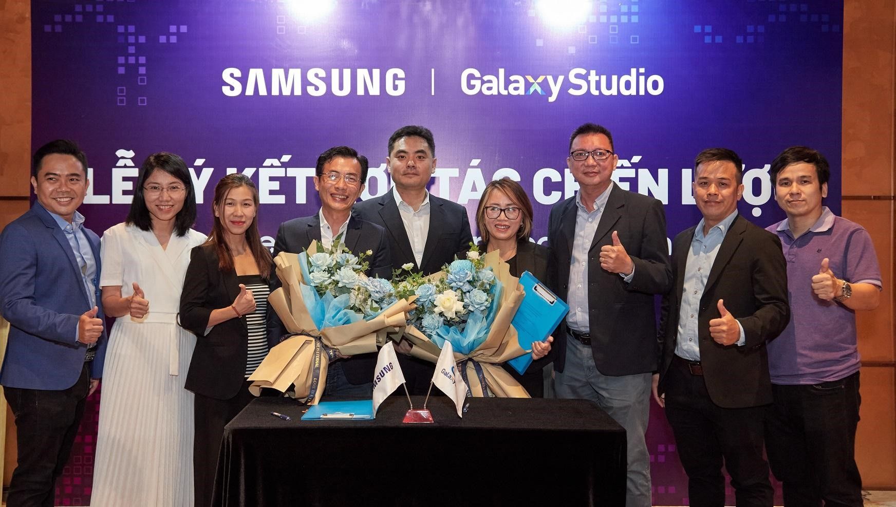 231140-samsung-galaxy-studio-nang-tam-dien-anh