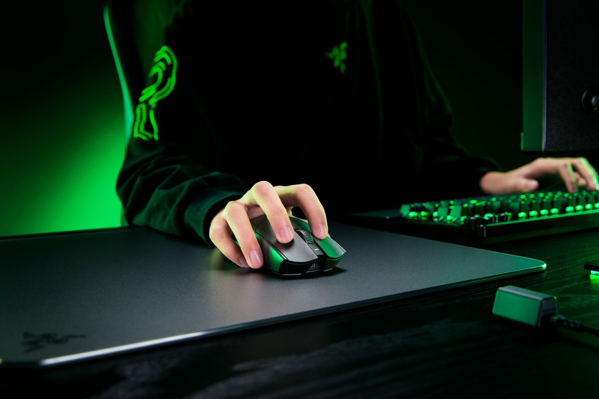 232830-razer-viper-v3-pro-chuot-nha-vo-dich