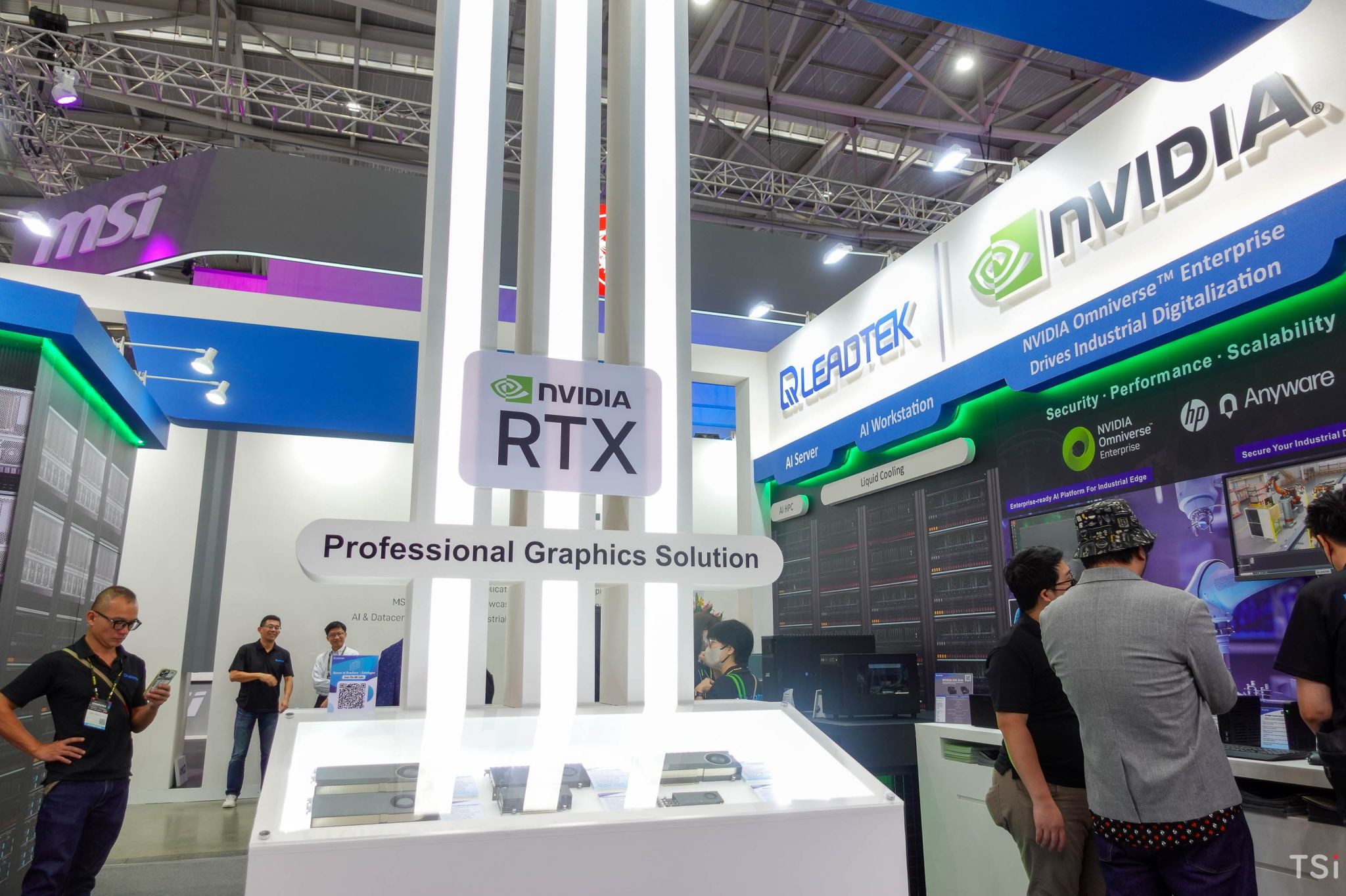 [Computex 2024] - Leadtek ra mắt loạt giải pháp phần cứng, phần mềm giúp tối ưu hiệu suất huấn luyện AI