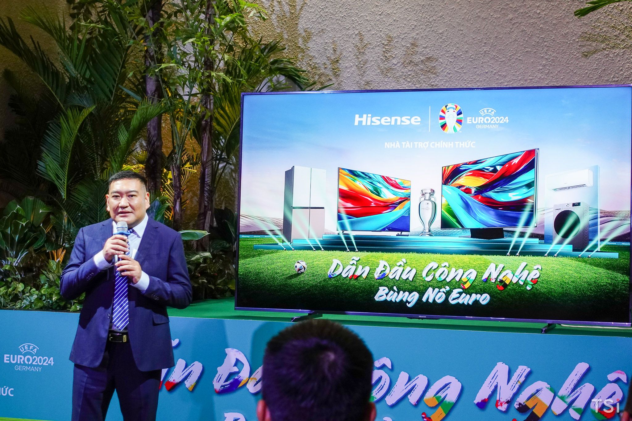 Hisense hợp tác Viettel tài trợ phát sóng chính thức Euro 2024