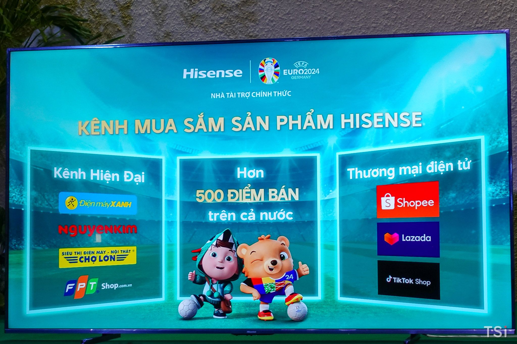 Hisense hợp tác Viettel tài trợ phát sóng chính thức Euro 2024