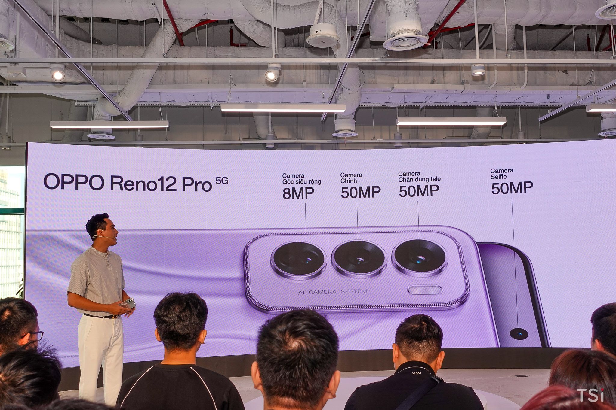 OPPO Reno12 Series ra mắt: thiết kế hiện đại, nâng tầm sáng tạo với sức mạnh nhiếp ảnh AI